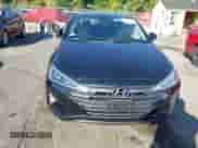 2019 Hyundai Elantra Value Edition с VIN KMHD84LF3KU852755, выставлен на аукционе IAAI как лот 43188021 с пробегом 43 142 миль миль и . История ставок и продаж доступна на DreamBid. Изображение 12.