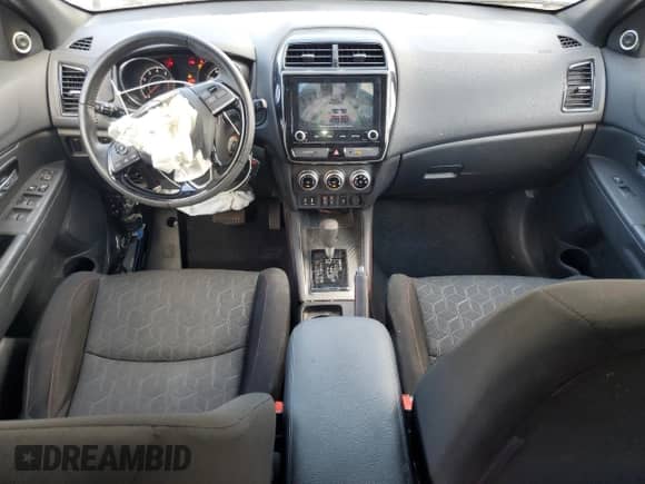 2020 Mitsubishi Outlander ES with VIN JA4AR3AU2LU020187, listed as a Copart auction lot 81182715 with 88,226 mi miles and Salvage title. Bid and sale history available at DreamBid. Image 8.