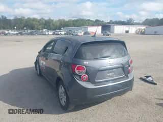 2012 Chevrolet Sonic LT с VIN 1G1JC6SB3C4210756, выставлен на аукционе IAAI как лот 43380702 с пробегом 121 254 миль миль и . История ставок и продаж доступна на DreamBid. Изображение 3.