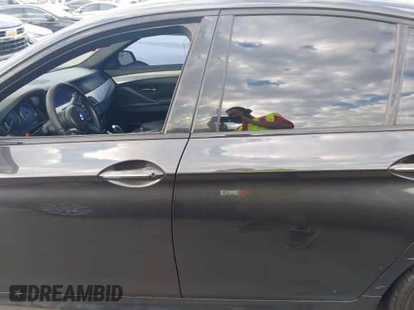 2014 BMW 5 Series 535i с VIN WBA5B1C58ED482081, выставлен на аукционе IAAI как лот 43377226 с пробегом 174 344 миль миль и . История ставок и продаж доступна на DreamBid. Изображение 14.