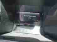 2022 Ford Mustang EcoBoost z VIN 1FATP8UH1N5101555, wystawiony jako IAAI lot #43112342 z przebiegiem 78 253 mil mil oraz . Historia ofert i sprzedaży dostępna na DreamBid. Obrazek 7.