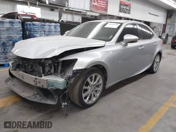 2016 Lexus IS 200t with VIN JTHBA1D21G5023791, listed as a IAAI auction lot 43034478 with 61,741 mi miles and . Bid and sale history available at DreamBid. Image 18.