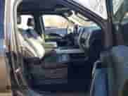 2018 Ford F-150 XL z VIN 1FTEW1EP9JFE28146, wystawiony jako IAAI lot #40939761 z przebiegiem 89 727 mil mil oraz . Historia ofert i sprzedaży dostępna na DreamBid. Obrazek 5.