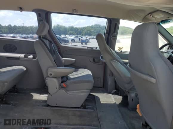 2004 Dodge Caravan SE with VIN 1D4GP24R94B552186, listed as a Copart auction lot 62275625 with 177,790 mi miles and Salvage title. Bid and sale history available at DreamBid. Image 11.
