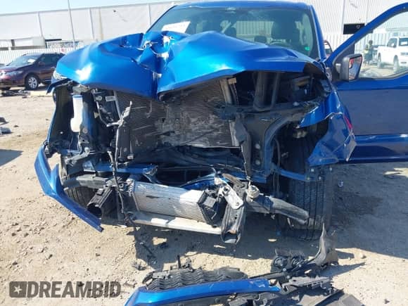 2022 Ford F-150 XL z VIN 1FTEW1CP5NKE51486, wystawiony jako IAAI lot #43155755 z przebiegiem 35 959 mil mil oraz . Historia ofert i sprzedaży dostępna na DreamBid. Obrazek 6.