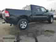 2020 Ram 1500 Big Horn z VIN 1C6RREFG1LN333692, wystawiony jako Copart lot #84649694 z przebiegiem 67 046 mil mil oraz Szkoda całkowita • Salvage title. Historia ofert i sprzedaży dostępna na DreamBid. Obrazek 3.