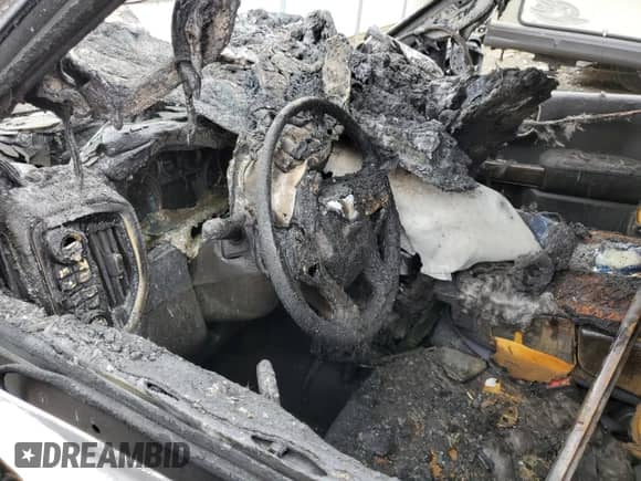 2020 Chevrolet Silverado 1500 RST с VIN 3GCPYEEK3LG166446, выставлен на аукционе Copart как лот 55163715 с пробегом Не указан миль и Списание • Salvage title. История ставок и продаж доступна на DreamBid. Изображение 8.