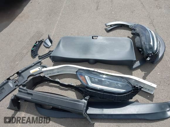 2025 Honda HR-V LX with VIN 3CZRZ1H3XSM728095, listed as a IAAI auction lot 42817468 with 4,116 mi miles and . Bid and sale history available at DreamBid. Image 12.