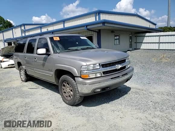 2000 Chevrolet Suburban LT с VIN 3GNFK16T5YG134397, выставлен на аукционе Copart как лот 69348205 с пробегом 245 944 миль миль и Списание • Salvage title. История ставок и продаж доступна на DreamBid. Изображение 14.