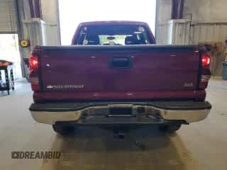 2006 Chevrolet Silverado 1500 LT3 z VIN 2GCEK13TX61230783, wystawiony jako Copart lot #89844245 z przebiegiem 134 886 mil mil oraz Czysty tytuł • Clean title. Historia ofert i sprzedaży dostępna na DreamBid. Obrazek 6.