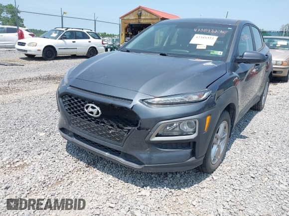 2018 Hyundai Kona SE z VIN KM8K1CAA5JU152487, wystawiony jako IAAI lot #42389323 z przebiegiem 52 437 mil mil oraz . Historia ofert i sprzedaży dostępna na DreamBid. Obrazek 6.