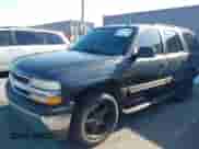 2005 Chevrolet Tahoe LS with VIN 1GNEC13V75R266636, listed as a IAAI auction lot 43117438 with 141,102 mi miles and . Bid and sale history available at DreamBid. Image 2.