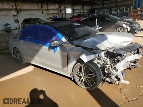 2018 Mercedes-Benz CLA 250 с VIN WDDSJ4EB1JN555525, выставлен на аукционе Copart как лот 84591765 с пробегом Не указан миль и Чистый • Clean title. История ставок и продаж доступна на DreamBid. Изображение 4.