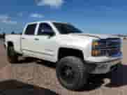 2015 Chevrolet Silverado 1500 LTZ z VIN 3GCUKSEJ2FG417441, wystawiony jako Copart lot #53751975 z przebiegiem 83 802 mil mil oraz Szkoda całkowita • Salvage title. Historia ofert i sprzedaży dostępna na DreamBid. Obrazek 4.