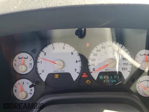 2008 Dodge 1500 SLT with VIN 1D7HU18N58J140750, listed as a Copart auction lot 69809895 with 245,726 mi miles and Salvage title. Bid and sale history available at DreamBid. Image 9.