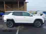 2025 Chevrolet Equinox AWD ACTIV z VIN 3GNAXSEG2SL143725, wystawiony jako IAAI lot #41152554 z przebiegiem 2 573 mil mil oraz . Historia ofert i sprzedaży dostępna na DreamBid. Obrazek 14.