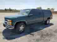 1998 Chevrolet Silverado 1500 z VIN 2GCEK19R0W1158312, wystawiony jako Copart lot #68561985 z przebiegiem 196 500 mil mil oraz Szkoda całkowita • Salvage title. Historia ofert i sprzedaży dostępna na DreamBid. Obrazek 1.