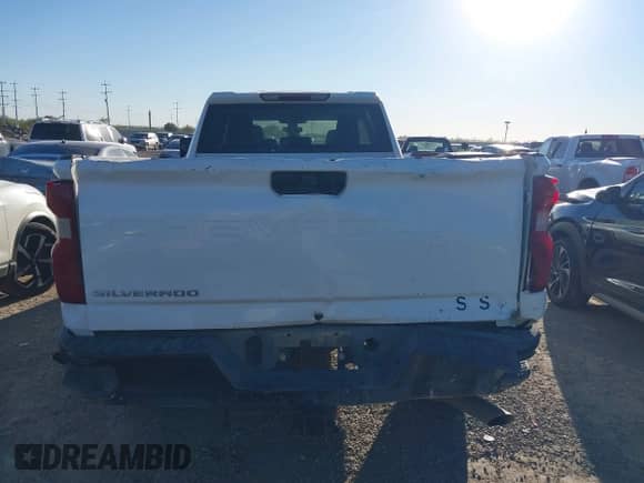 2022 Chevrolet Silverado 2500HD Work Truck z VIN 1GC1YLE76NF233843, wystawiony jako IAAI lot #43558906 z przebiegiem 156 844 mil mil oraz . Historia ofert i sprzedaży dostępna na DreamBid. Obrazek 16.