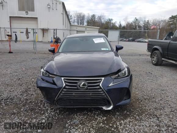 2018 Lexus IS 300 z VIN JTHC81D25J5033053, wystawiony jako IAAI lot #40852465 z przebiegiem 77 892 mil mil oraz . Historia ofert i sprzedaży dostępna na DreamBid. Obrazek 12.