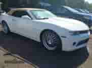 2015 Chevrolet Camaro LT z VIN 2G1FD3D34F9215845, wystawiony jako IAAI lot #42819898 z przebiegiem 255 130 mil mil oraz . Historia ofert i sprzedaży dostępna na DreamBid. Obrazek 1.
