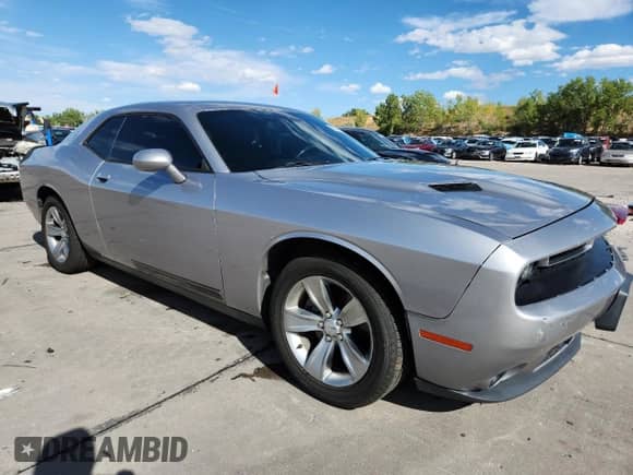 2016 Dodge Challenger SXT with VIN 2C3CDZAG3GH177539, listed as a Copart auction lot 80526585 with 117,729 mi miles and Clean title. Bid and sale history available at DreamBid. Image 4.