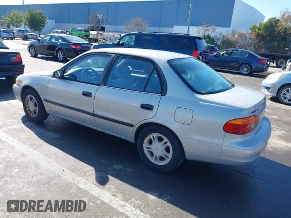 2000 Chevrolet Prizm с VIN 1Y1SK548XYZ426149, выставлен на аукционе IAAI как лот 41495791 с пробегом 127 968 миль миль и . История ставок и продаж доступна на DreamBid. Изображение 3.