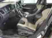 2016 Volvo S60 T5 Platinum с VIN YV4612UM5G2001026, выставлен на аукционе Copart как лот 60648825 с пробегом 93 434 миль миль и Списание • Salvage title. История ставок и продаж доступна на DreamBid. Изображение 7.