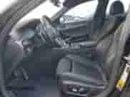 2023 BMW 5 Series 530e z VIN WBA13AG08PCL18624, wystawiony jako Copart lot #87265114 z przebiegiem 38 150 mil mil oraz Szkoda całkowita • Salvage title. Historia ofert i sprzedaży dostępna na DreamBid. Obrazek 7.