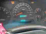 2002 Chevrolet TrailBlazer LS z VIN 1GNDS13S422292040, wystawiony jako IAAI lot #42213886 z przebiegiem 235 290 mil mil oraz . Historia ofert i sprzedaży dostępna na DreamBid. Obrazek 7.