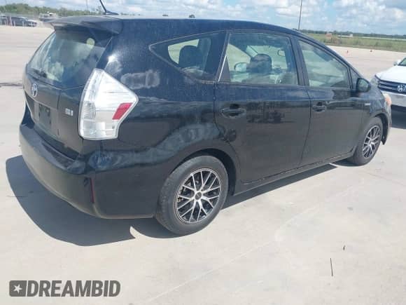 2014 Toyota Prius Two with VIN JTDZN3EU6EJ000799, listed as a IAAI auction lot 43394003 with 262,488 mi miles and . Bid and sale history available at DreamBid. Image 4.