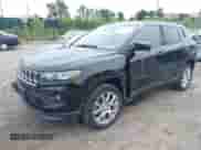 2023 Jeep Compass Latitude Lux с VIN 3C4NJDFN7PT528791, выставлен на аукционе IAAI как лот 42344745 с пробегом 30 066 миль миль и . История ставок и продаж доступна на DreamBid. Изображение 19.