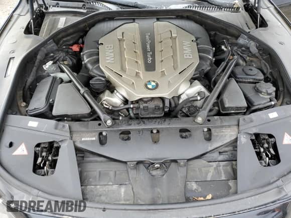 2011 BMW 7 Series 750i xDrive with VIN WBAKC6C55BC395480, listed as a Copart auction lot 70339504 with 89,972 mi miles and Clean title. Bid and sale history available at DreamBid. Image 11.