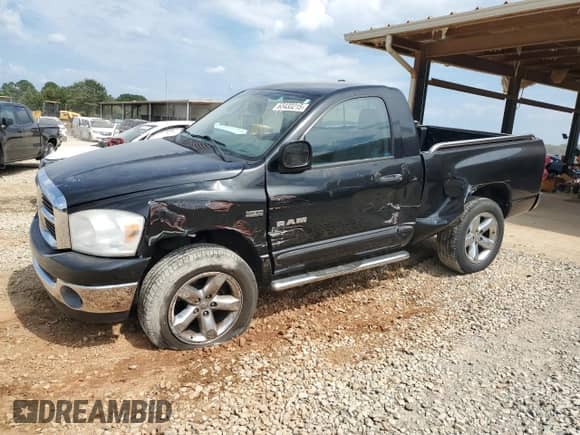 2008 Dodge 1500 ST z VIN 1D7HU16278J194897, wystawiony jako Copart lot #63433215 z przebiegiem 93 758 mil mil oraz Szkoda całkowita • Salvage title. Historia ofert i sprzedaży dostępna na DreamBid. Obrazek 1.