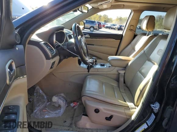 2015 Jeep Grand Cherokee Overland с VIN 1C4RJFCG3FC903394, выставлен на аукционе Copart как лот 86250445 с пробегом 74 667 миль миль и Списание • Salvage title. История ставок и продаж доступна на DreamBid. Изображение 7.