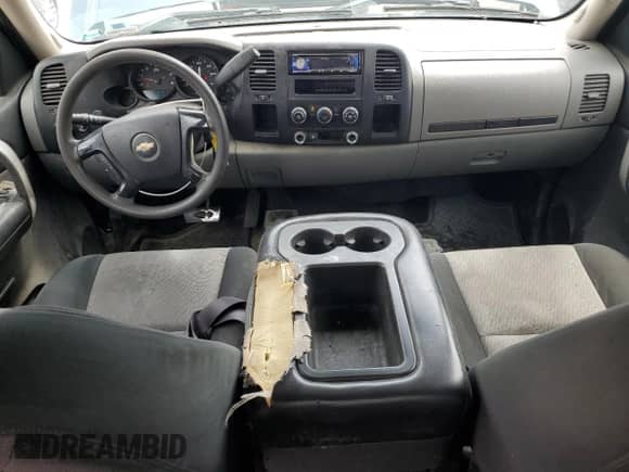 2007 Chevrolet Silverado 1500 LS с VIN 2GCEK13C271705585, выставлен на аукционе Copart как лот 57835875 с пробегом 369 854 миль миль и Чистый • Clean title. История ставок и продаж доступна на DreamBid. Изображение 8.