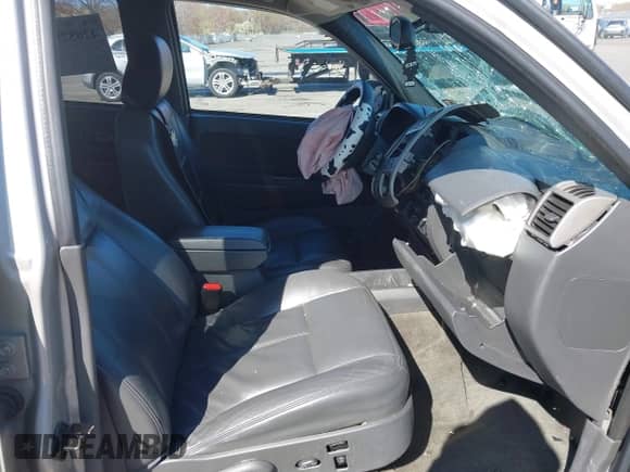 2004 Chevrolet Colorado 1SB LS Z85 с VIN 1GCDT136348198952, выставлен на аукционе IAAI как лот 42052874 с пробегом 159 935 миль миль и . История ставок и продаж доступна на DreamBid. Изображение 5.