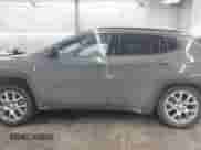 2024 Jeep Compass Latitude Lux с VIN 3C4NJDFN1RT601432, выставлен на аукционе IAAI как лот 41586810 с пробегом 17 406 миль миль и . История ставок и продаж доступна на DreamBid. Изображение 15.