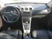 2013 Chevrolet Captiva Sport LTZ z VIN 3GNAL4EK1DS553825, wystawiony jako Copart lot #70688175 z przebiegiem Nie podano mil oraz Szkoda całkowita • Salvage title. Historia ofert i sprzedaży dostępna na DreamBid. Obrazek 8.