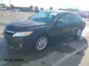 2010 Toyota Camry z VIN 4T1BB3EK0AU113631, wystawiony jako IAAI lot #43470993 z przebiegiem 264 042 mil mil oraz . Historia ofert i sprzedaży dostępna na DreamBid. Obrazek 2.