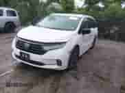 2023 Honda Odyssey Sport z VIN 5FNRL6H76PB022180, wystawiony jako IAAI lot #43142713 z przebiegiem 2 775 mil mil oraz . Historia ofert i sprzedaży dostępna na DreamBid. Obrazek 2.