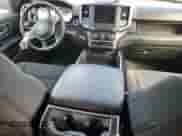 2023 Ram 1500 Big Horn z VIN 1C6RREBG2PN511783, wystawiony jako Copart lot #47061195 z przebiegiem 3 310 mil mil oraz Szkoda całkowita • Salvage title. Historia ofert i sprzedaży dostępna na DreamBid. Obrazek 8.