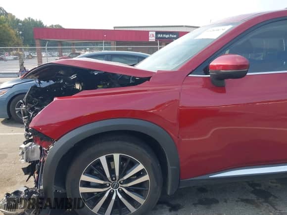 2025 Nissan Pathfinder Platinum z VIN 5N1DR3DJXSC200781, wystawiony jako IAAI lot #43269879 z przebiegiem 12 059 mil mil oraz . Historia ofert i sprzedaży dostępna na DreamBid. Obrazek 6.