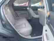 2005 Dodge Magnum SE с VIN 2D4FV48V85H557277, выставлен на аукционе IAAI как лот 41346652 с пробегом 208 397 миль миль и . История ставок и продаж доступна на DreamBid. Изображение 8.