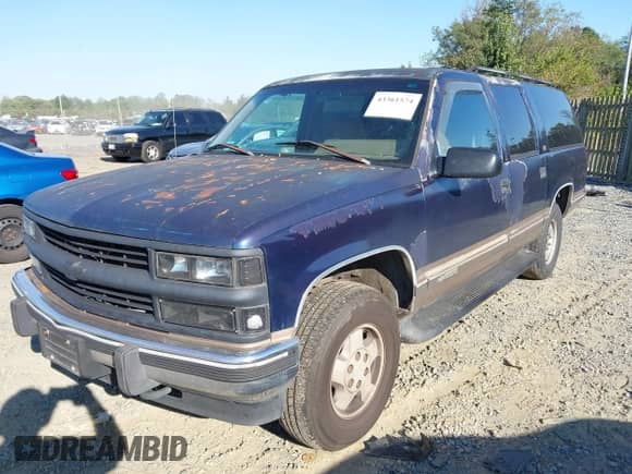 1994 Chevrolet Suburban с VIN 1GNFK16K9RJ445175, выставлен на аукционе IAAI как лот 43361574 с пробегом 268 807 миль миль и . История ставок и продаж доступна на DreamBid. Изображение 2.