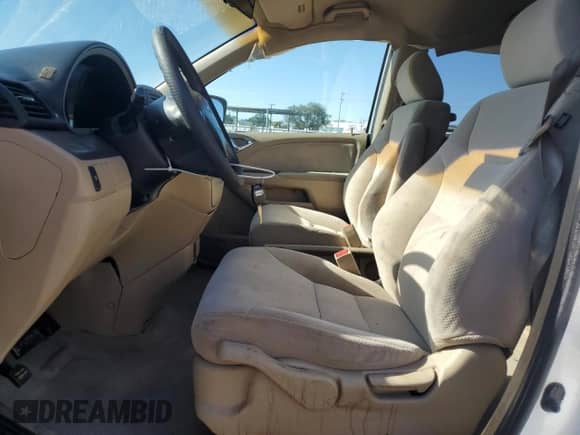 2006 Honda Odyssey LX с VIN 5FNRL38266B121664, выставлен на аукционе Copart как лот 81030905 с пробегом 152 155 миль миль и Списание • Salvage title. История ставок и продаж доступна на DreamBid. Изображение 7.