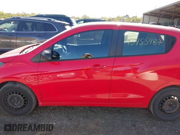 2016 Chevrolet Spark LS с VIN KL8CB6SA8GC612996, выставлен на аукционе IAAI как лот 43455987 с пробегом 146 652 миль миль и . История ставок и продаж доступна на DreamBid. Изображение 14.