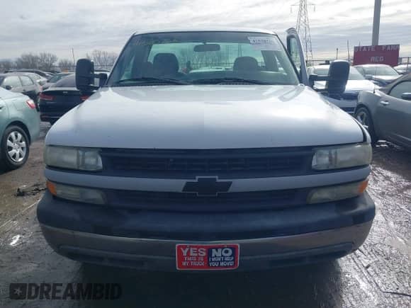 2002 Chevrolet Silverado 1500 z VIN 1GCEC14WX2Z146163, wystawiony jako IAAI lot #41520765 z przebiegiem 195 742 mil mil oraz . Historia ofert i sprzedaży dostępna na DreamBid. Obrazek 12.