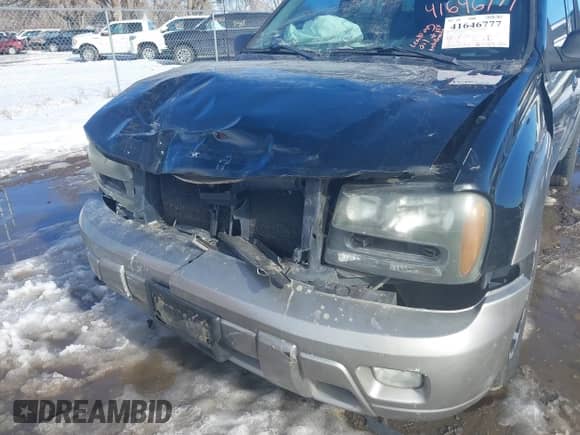 2002 Chevrolet TrailBlazer LTZ with VIN 1GNDT13S722317770, listed as a IAAI auction lot 41646777 with 250,324 mi miles and . Bid and sale history available at DreamBid. Image 6.