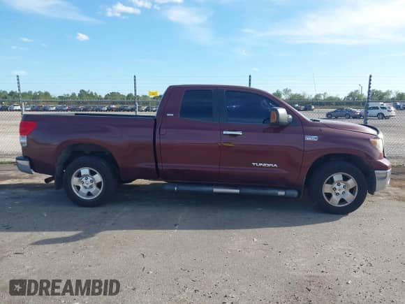 2008 Toyota Tundra SR5 z VIN 5TBRV54108S475545, wystawiony jako IAAI lot #43390942 z przebiegiem 230 720 mil mil oraz . Historia ofert i sprzedaży dostępna na DreamBid. Obrazek 13.
