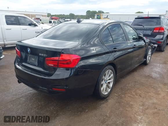 2016 BMW 3 Series 320i with VIN WBA8A9C50GK619172, listed as a IAAI auction lot 43287733 with 138,786 mi miles and . Bid and sale history available at DreamBid. Image 4.